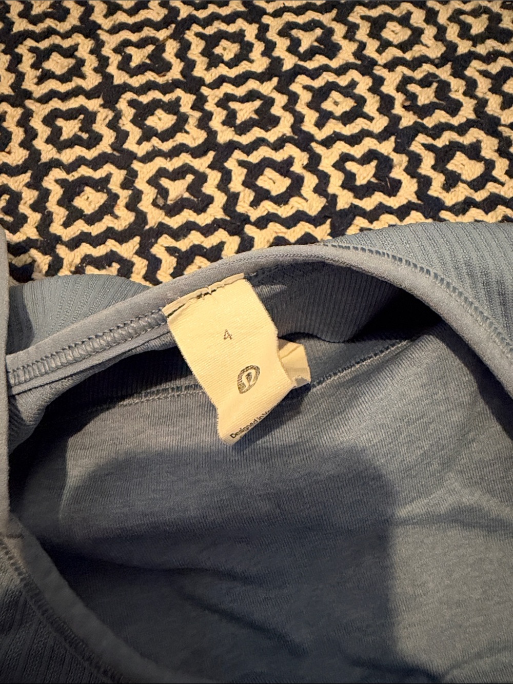 Lululemon tank - Picture 2 of 3